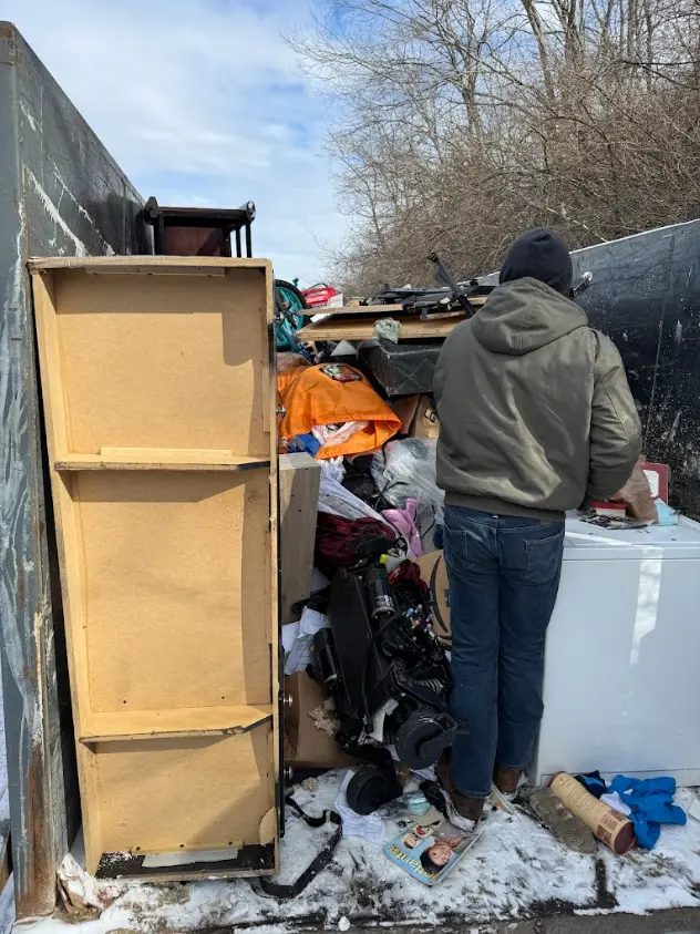 jireh junk haulers team eviction cleanout